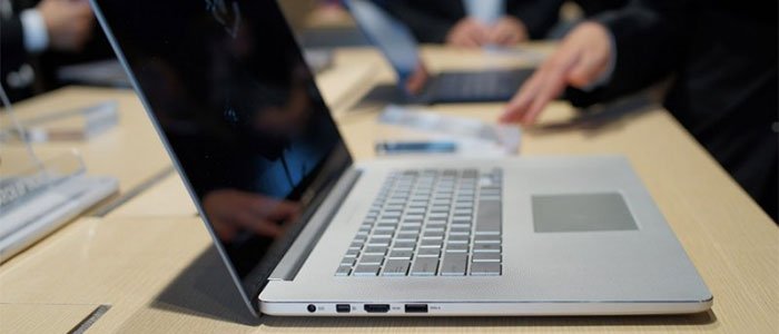 Laptop Asus Zenbook NX500